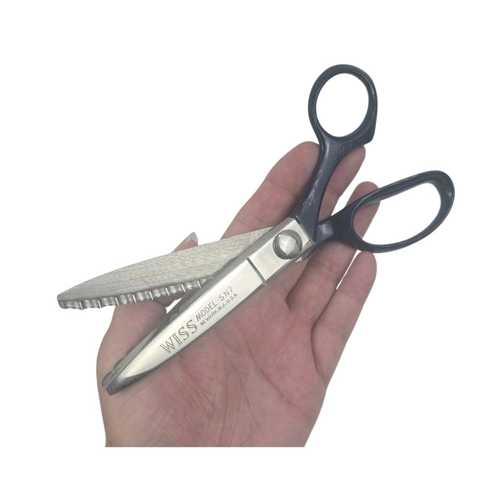 Vintage 50s Wiss Pinking Shears Scissors Model SN7 Scalloped Cutting Edge USA VG